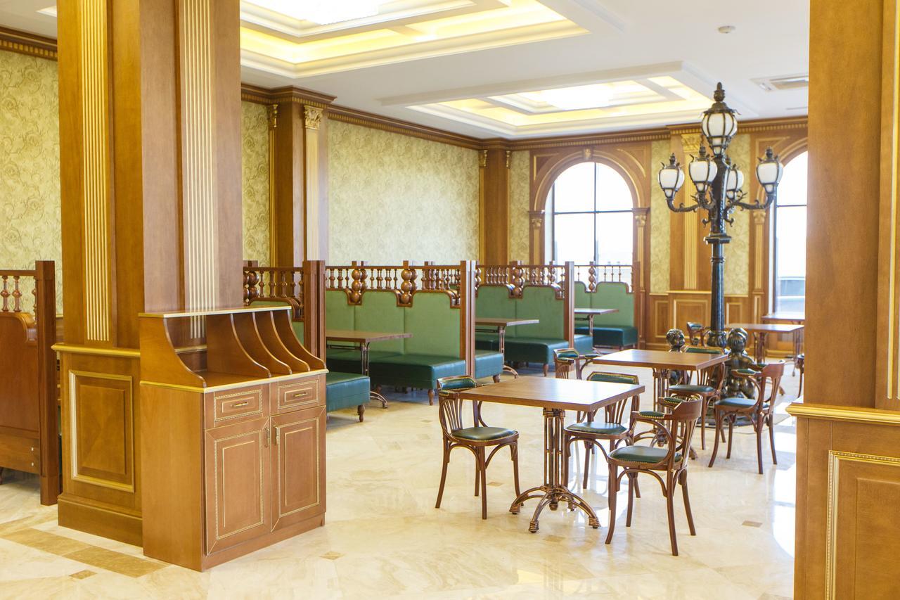 Sultan Palace Hotel Atyrau Exterior photo The interior of the restaurant